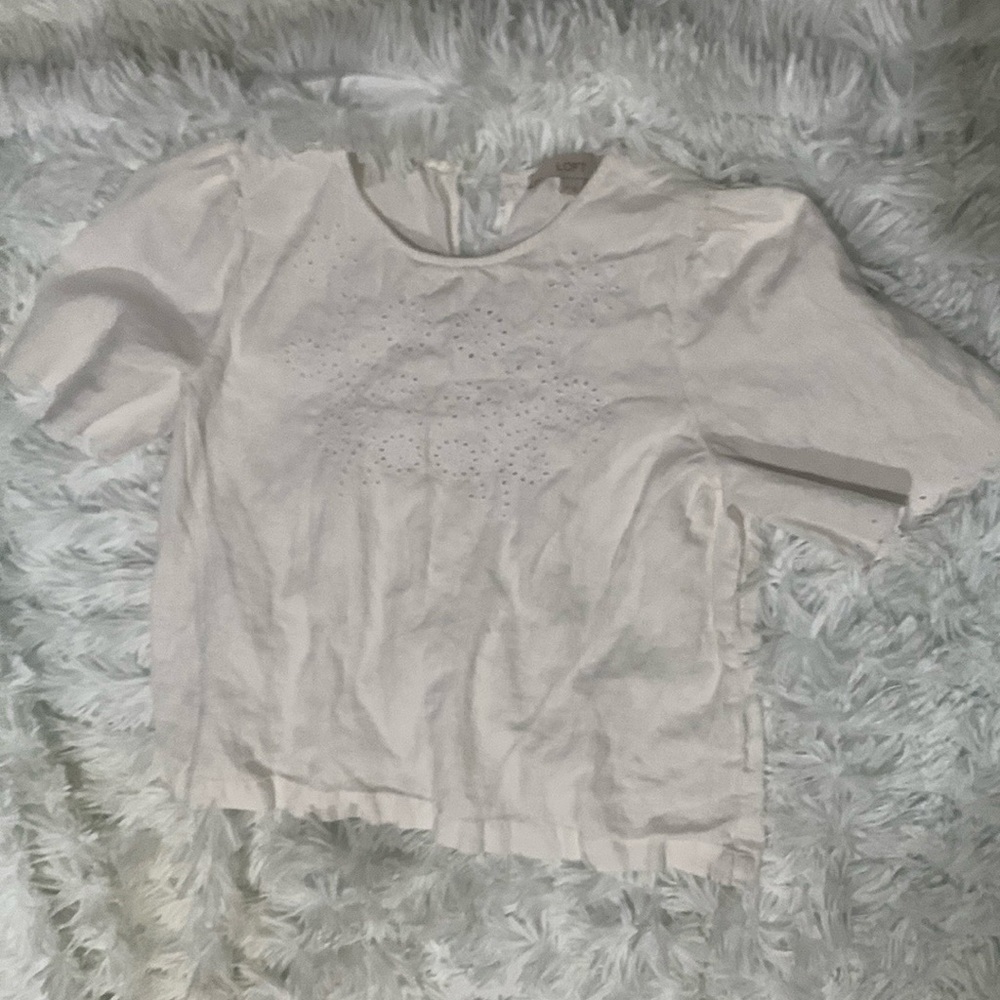 Ann Taylor Loft Linen/Viscose White Eyelet Top